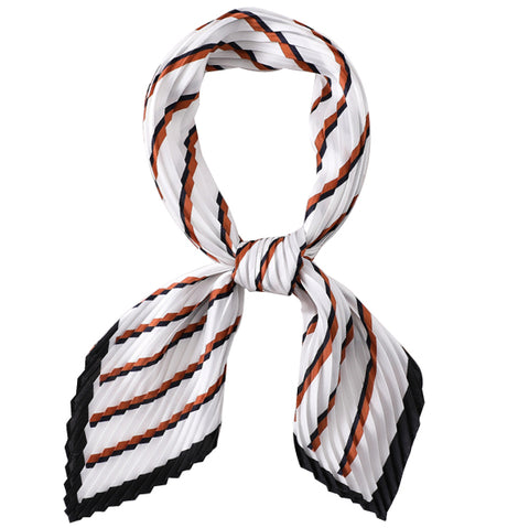TSE WHITE STRIPE PLEATED SCARF